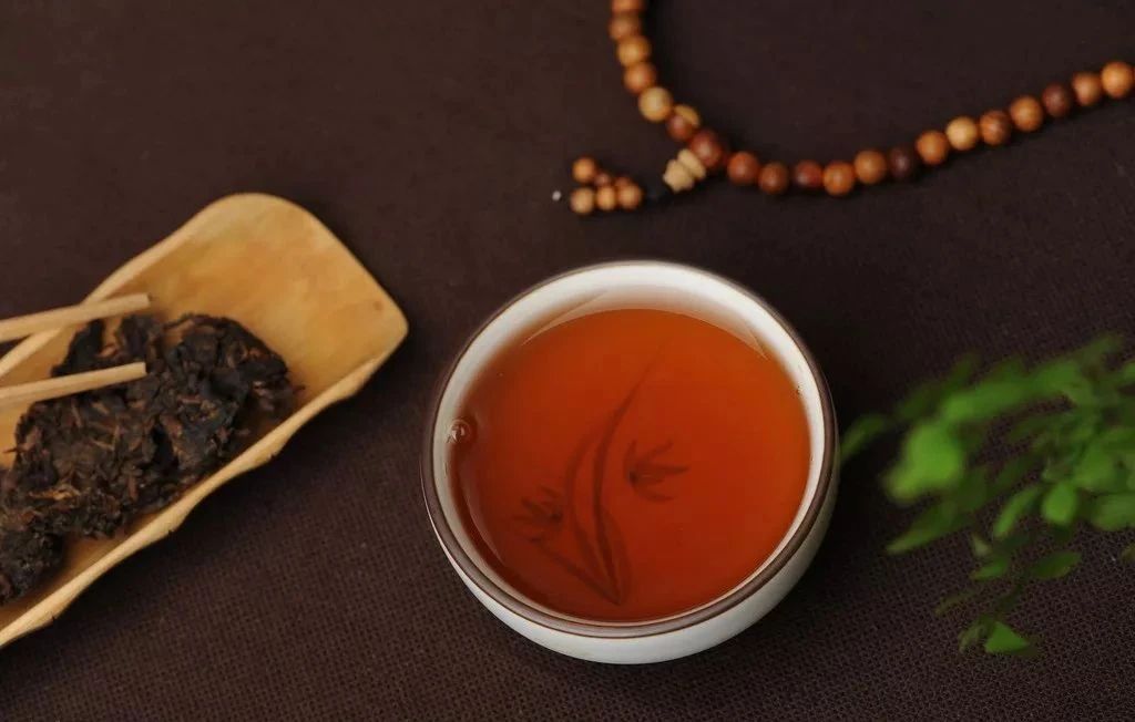 寫(xiě)在首個(gè)“國(guó)際茶日”：茶，自然之饋，人工之魂